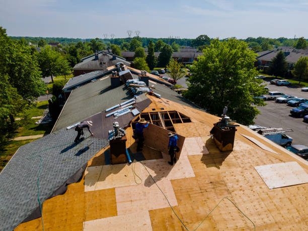 24/7 Emergency Roof Installation experts in Lochgelly, WV